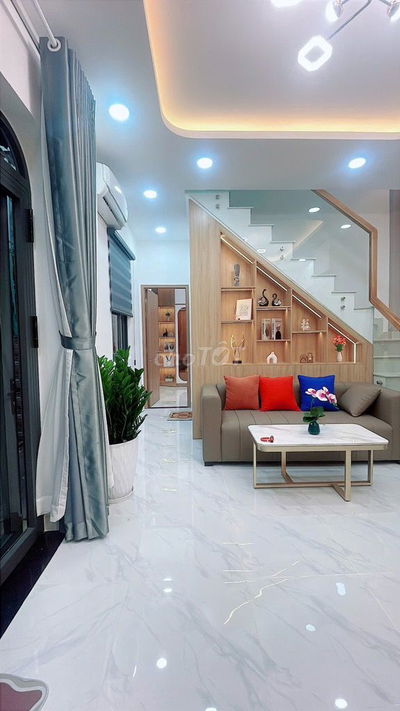 NHÀ MỚI ĐẸP 44M2-FULL NỘI THẤT-3PN-CÁCH MT LÊ VĂN DUYỆT 30M, SÁT Q.1