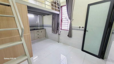 Cho thuê phòng trọ gác cửa sổ trời. Gần KCX, UFM, chợ Tân Mỹ. Pet nhỏ