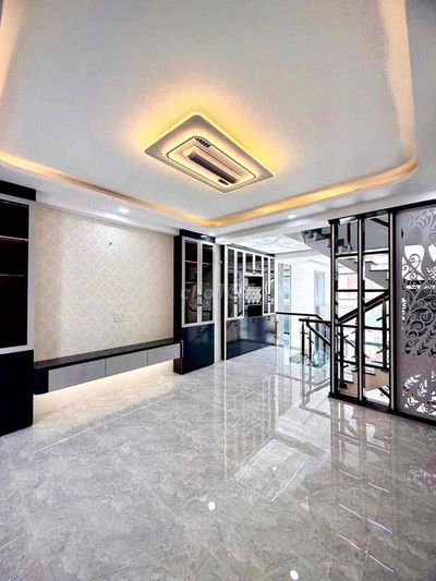 siêu phẩm ở Bình Tân, 4,5 tấm, có sân thượng, 4PN, đường 7m, giá TL