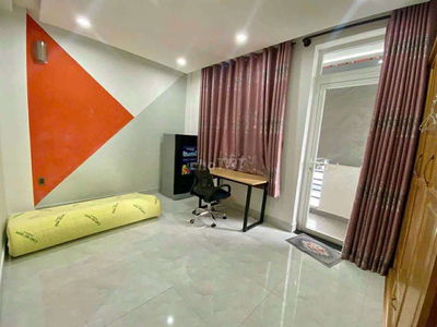 Tìm nam ở ghép lịch sự