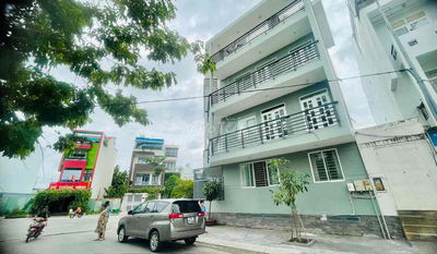 cho thuê giường tầng sinh viên đại học mở và tôn đức thắng