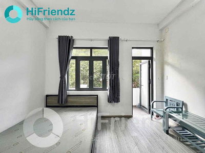 STUDIO BAN CÔNG MÁY GIẶT RIÊNG NGAY XÔ VI