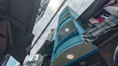Tùng Thiện Vương 5PN Sân thượng thoáng mát, hẻm rộng hơn 3m