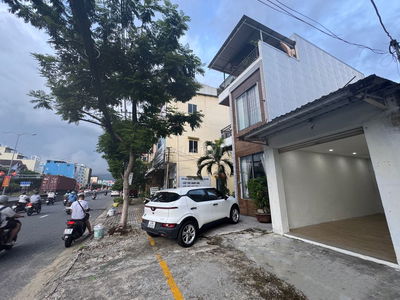 CHO THUÊ NHÀ MẶT TIỀN - ĐƯỜNG NGÔ QUYỀN, Q.SƠN TRÀ 40m2, TP. ĐÀ NẴNG.