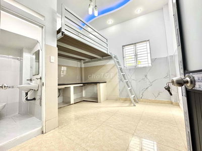 PHÒNG GÁC SIÊU THOÁNG ĐANG XÂY MỚI