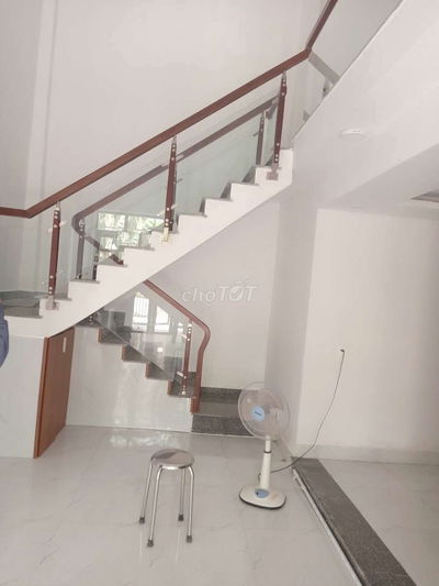 Hót Hót ngon bổ rẻ cần bán nhà kiệt ô tô Đường Tô Hiệu