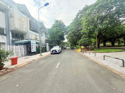 Nhận ký gửi mua bán BĐS KDC Gia Hoà, Phước Long B, DT: 100m2/12.5  Tỷ