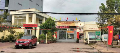 Bán nhà đẹp 135m2 ngang 6 nở hậu 4,2 tỷ sổ hồng p phú hữuQ9