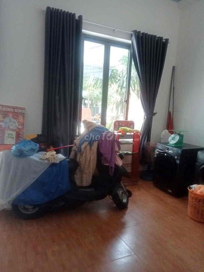 BÁN NHÀ 2 TẦNG MT HOÀNG NGỌC PHÁCH - KHUÊ TRUNG