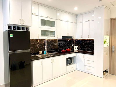 Chính chủ bán nhanh căn hộ 2n+1,2vs tặng full nội thất