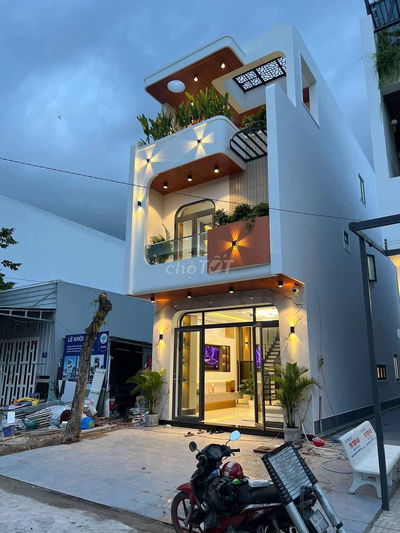 🏡 NHÀ MỚI ĐẸP – NGAY CHỢ BÌNH CHÁNH – GIÁ CHỈ 2 TỶ 8/CĂN, SỔ SẴN 🏡