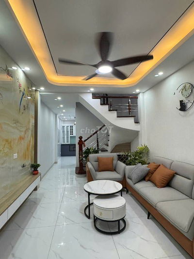 Ông em chuyển công tác cần bán gấp căn nhà phố MỸ ĐÌNH ,nhà tự xây .