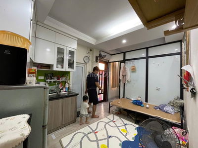 CHÍNH CHỦ BÁN CCMN 45M2, GẦN VĂN MIẾU, LÕI ĐỐNG ĐA, 2PN, 1VS, LÔ GÓC
