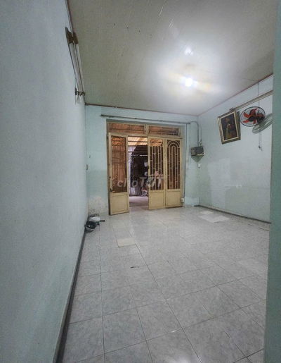 Nhà DT 60m2, 1 lầu 3pn, 4-15,hẻm rộng,cách 50m Mai Văn Vĩnh Tân Quy Q7