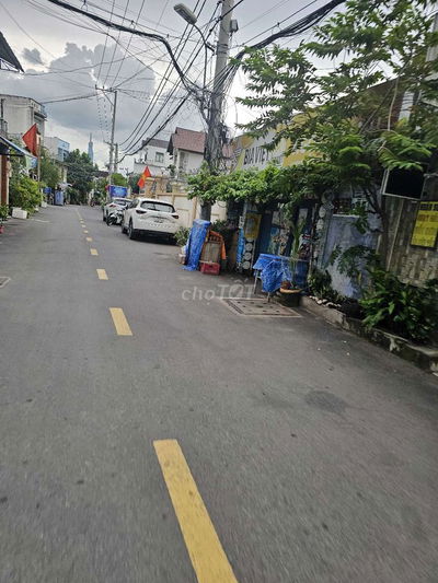 NHÀ CÁCH VÒNG XOAY BÌNH TRIỆU PHẠM VĂN ĐỒNG _ CÁCH QUỐC LỘ 13