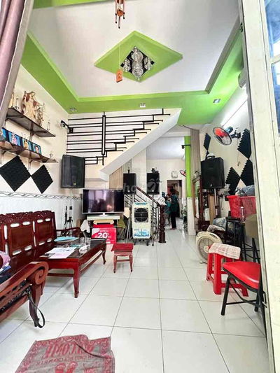 ĐƯỜNG XE HƠI - 2 TẦNG - DT64M - AO ĐUÔI MÃ LÒ - 3pn