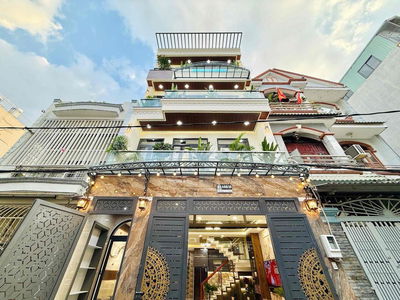 BIỆT THỰ 4 TẦNG,THANG MÁY FULL NỘI THẤT ,ĐƯỜNG PHẠM VĂN BẠCH,TB