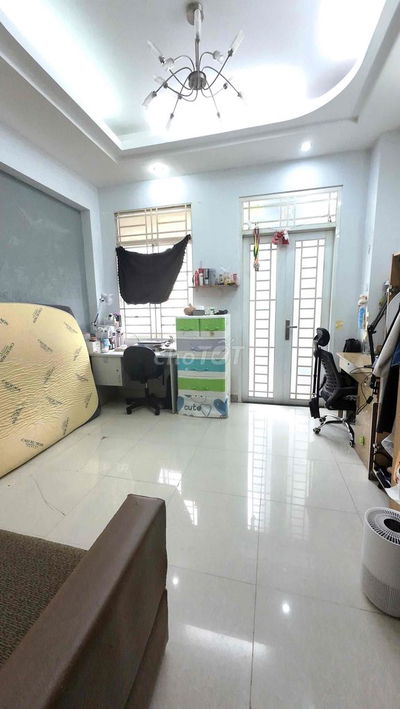 PHÒNG 4TR2 TRONG NHÀ NGUYÊN CĂN NGÔ ĐỨC KẾ, BÌNH THẠNH