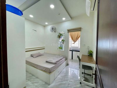 1 PN - Thang Máy - Nhà Xe - Full Option - Ngay Hai Bà Trưng, Tân Định