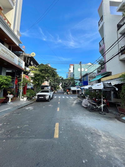 Nhà 4 tầng 69m² MT Văn Cao – Góc Lê Quốc Trinh, SHR, nhỉnh 8 tỷ