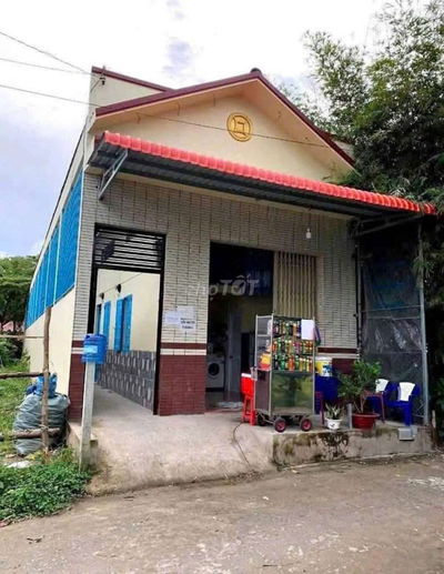 BÁN DÃY TRỌ CÓ 8 PHÒNG. 5X20 ĐƯỜNG 833B XÃ LONG CANG. HUYỆN CẦN  ĐƯỚC.