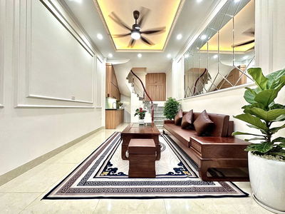 Lô góc Tôn Đức Thắng, ngõ thông, gần ô tô, 2 thoáng, ở ngay 29m2*5T