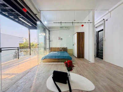 Căn hộ dịch vụ 1pn view sông ngay trung tâm thành phố.