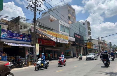 NHÀ MẶT TIỀN (131M2)-LẠC LONG QUÂN P9TB( CHỢ TÂN BÌNH)