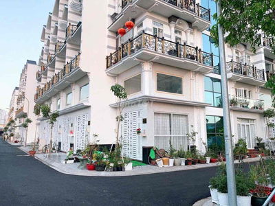 NHÀ BIỆT THỰ KDC LUXHOME GARDENS