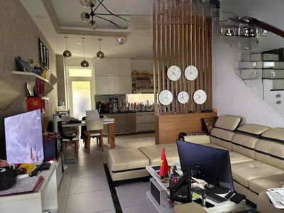 NHÀ MẠT TIỀN ĐƯỜNG,KHU DÂN CƯ PHONG PHÚ 4 BÌNH CHÁNH GẦN CHỢ PHÚ LẠC.