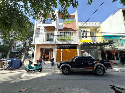quá rẻ lô góc đẹp Hoà cường, 77m5 chỉ 5xxx