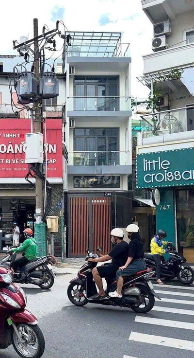 MT LẠC LONG QUÂN, TÂN BÌNH. DT 4×20, TRỆT 3 LẦU, NHÀ MỚI