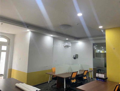 Lầu 1 VP đầy đủ nội thất cho thuê 74m2