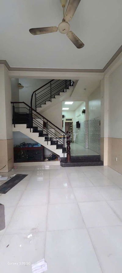 Nhà 4,5 x 16, đúc 3 lầu , Mặt tiền đường số 4,p16. 17tr/ tháng