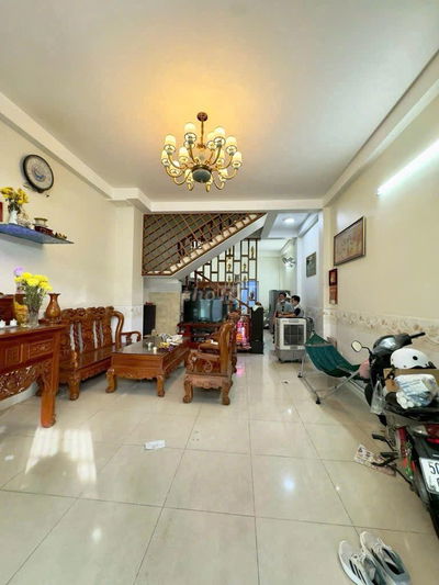 Bán Nhà Hẻm Xe Tải, Hương Lô 80,5 x 15, 4 Lầu, BHHB, Bình Tân.