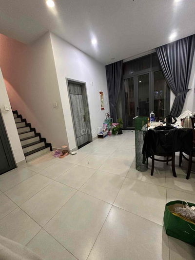 NHÀ MỚI ĐẸP 2LẦU 3PN FULL NỘI THẤT NGAY ĐƯỜNG SỐ 6 TĂNG NHƠN PHÚ B Q9