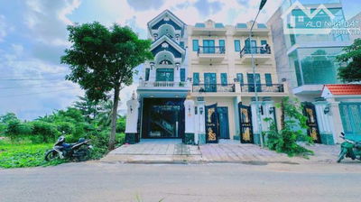 🥳Villa  2 Lầu Gần Chợ Long Thượng Lộ 8m 👉 Đối diện Ủy Ban Long Thượng