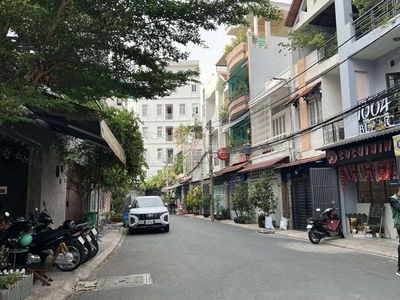 Bán Nhà, chợ hoàng hoa thám, P 13 Tân Bình, Ngang 5M 70M2, giá 11,9Tỷ