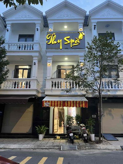 BÁN NHÀ PHỐ 2 MẶT TIỀN ĐANG KINH DOANH SPA!!!!!!!!!!!!!!!!!!!!!!!!!!!