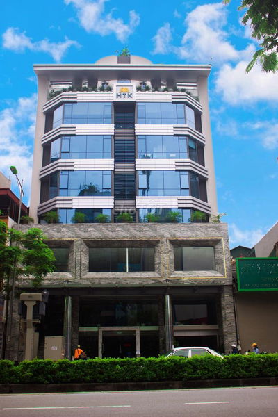 Văn phòng làm việc từ 90-300m2 đường Nguyễn Văn Cừ, Bồ Đề, Hà Nội