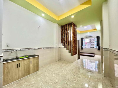 Cho Thuê Căn Hộ Cửa Sổ Full Nội Thất Rộng 35m2 Gần Toà Nhà Viettell