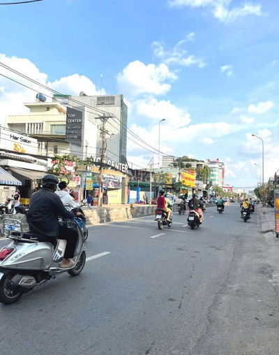 Bán đất góc 3 mặt tiền Hà Huy Giáp, sát gò vấp, dt sử dụng  325m