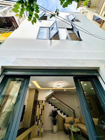 SIÊU PHẨM SÁT MẶT TIỀN CÁCH MT 10M 4 TẦNG LẦU ĐÚC THẬT 5PN FUll NTCC ĐƯỜNG LÊ VĂN SỸ GIÁ 8,69 TỶ TL
