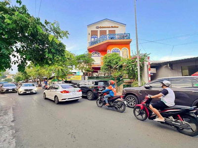 Bán Nhà 3 Lầu Mặt Tiền Đường Phạm Sơn Khai