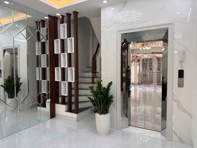 Ô tô vào cửa,thang máy,phố NGUYỄN CHÍNH,HOÀNG MAI,38m,5 tầng,10,85 tỷ