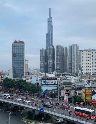 Nhà Hẻm Xe Hơi - Ngay Ngã Tư Hàng Xanh- Khu Dân Trí