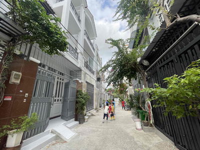 HIẾM: NHÀ 3 TẦNG HẺM ĐỒNG BỘ HIỆP BÌNH CHÁNH - ĐỐI DIỆN GIGA MALL