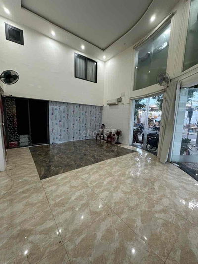 cho thuê mặt bằng góc Hoà Xuân