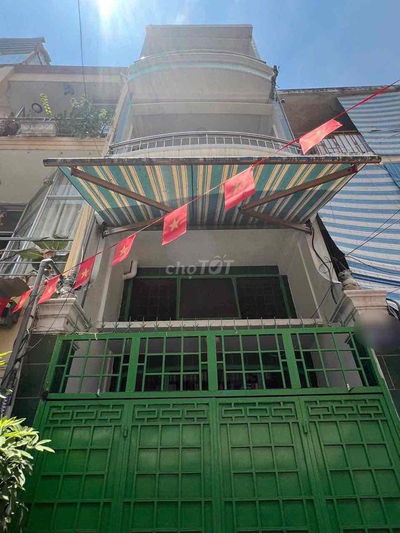 Hẻm 5m Vườn Chuối P4 Q3,4 Tầng BTCT,3PN