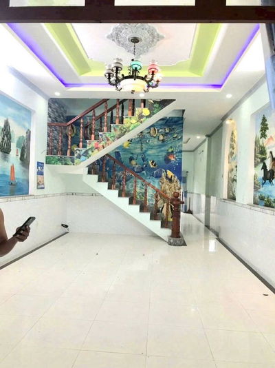 NHÀ ĐẸP 3 TẦNG, 57M2 , TOYOTA NGỦ TRONG NHÀ,  H.XOM VẠN PHÚC CITY